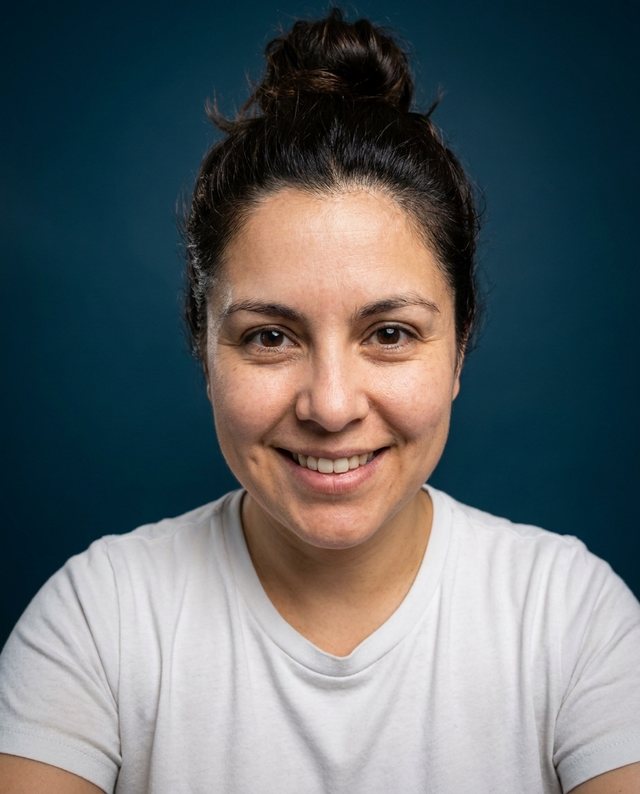 Retrato profesional con IA en estilo creativo, generado a partir de la misma selfie